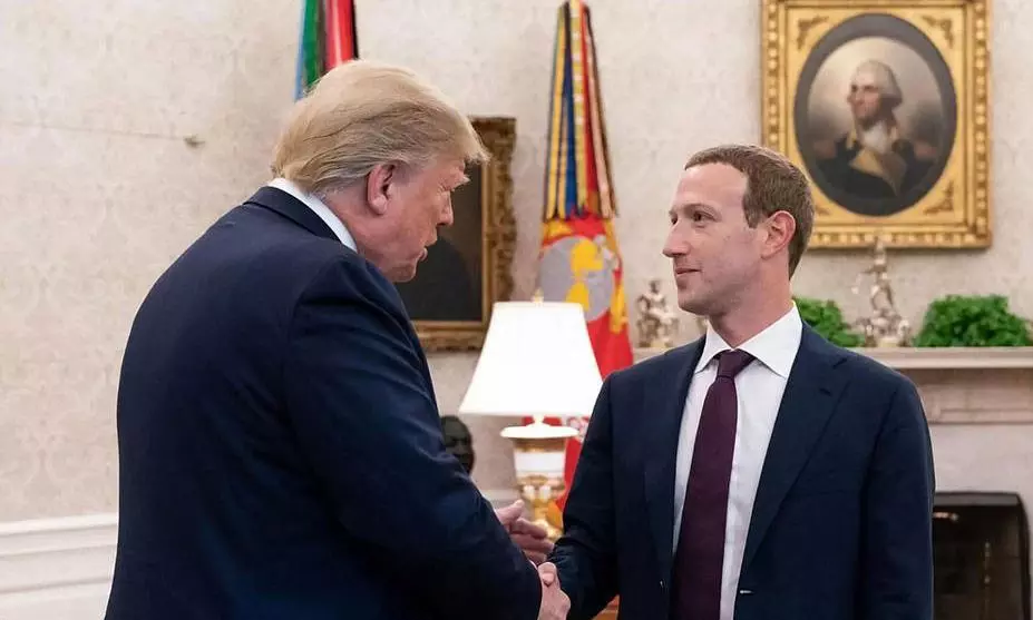 జుకర్‌బర్గ్ ఆకస్మిక ప్రవేశం: ట్రంప్ మిలిటరీ భేటీలో కలకలం.. బయటకు పంపించేశారు