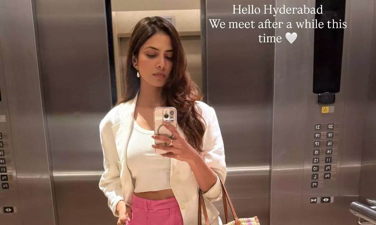 పిక్‌టాక్ : మాళవిక ఇలా కూడా భలే ఉందే