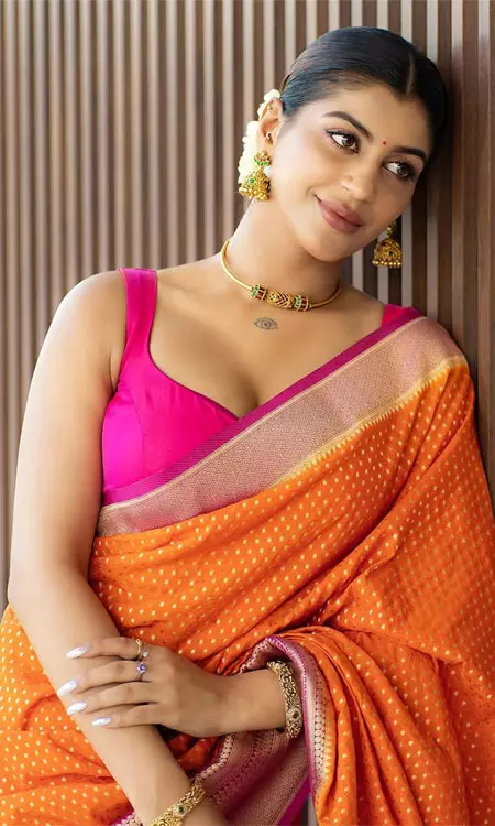 Yashika Aannand Shines in Pink and Orange
