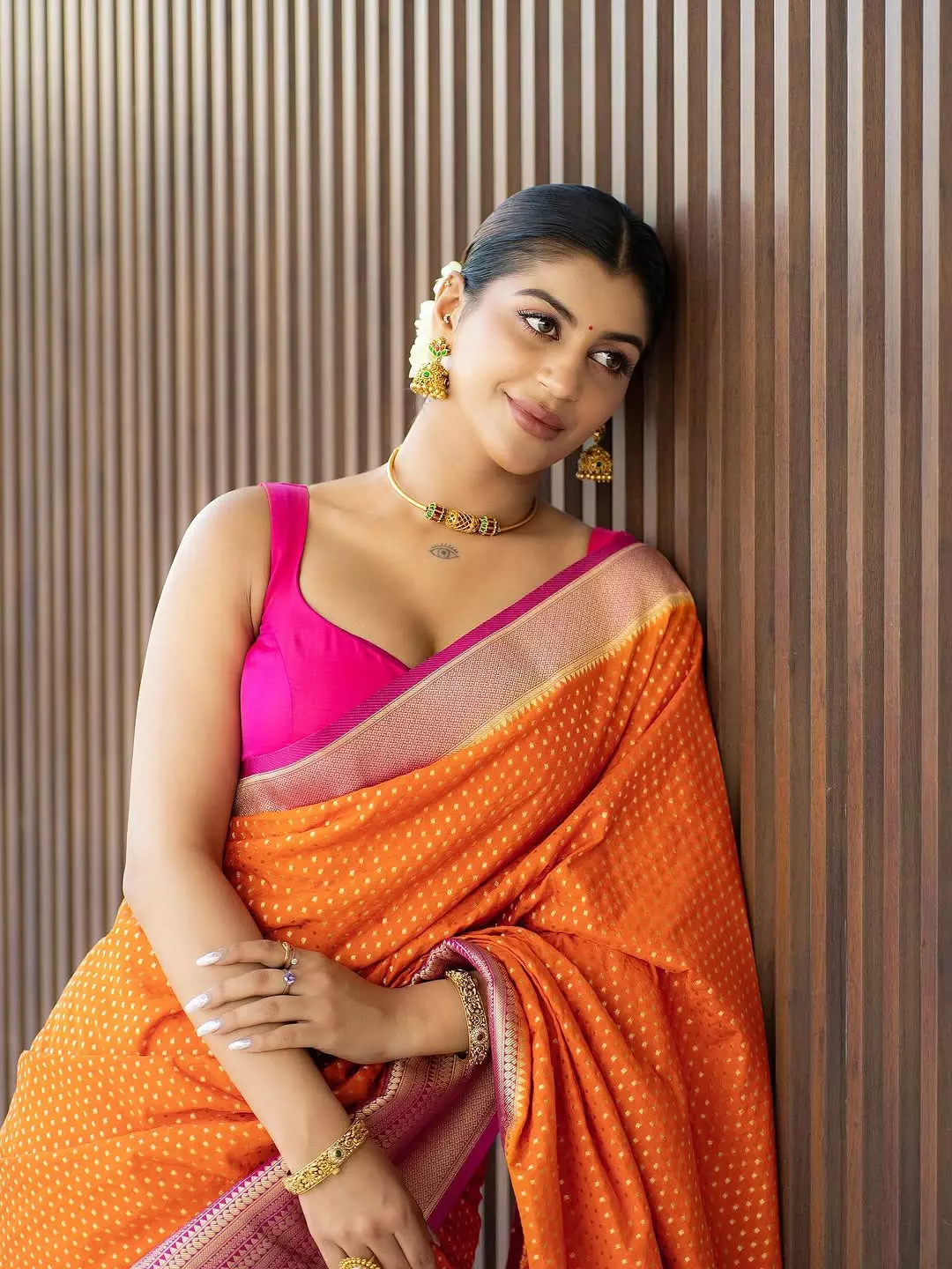 Yashika Aannand Shines in Pink and Orange