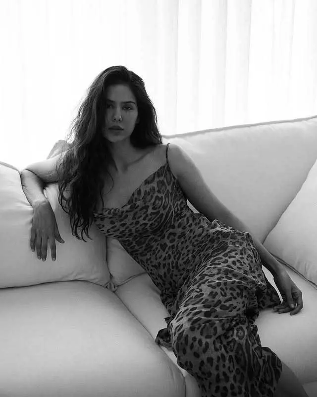 Sonam Bajwa’s Unfiltered Look in Leopard Print Leaves Fans Talking