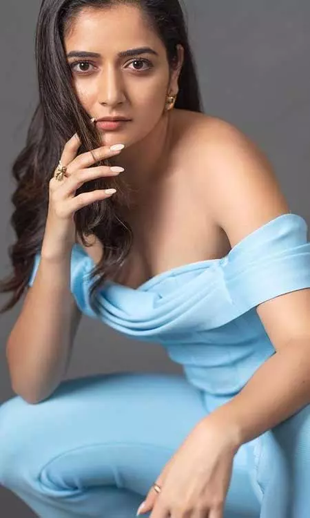Ashika Ranganath Lands Big Role In Ravi Teja Movie