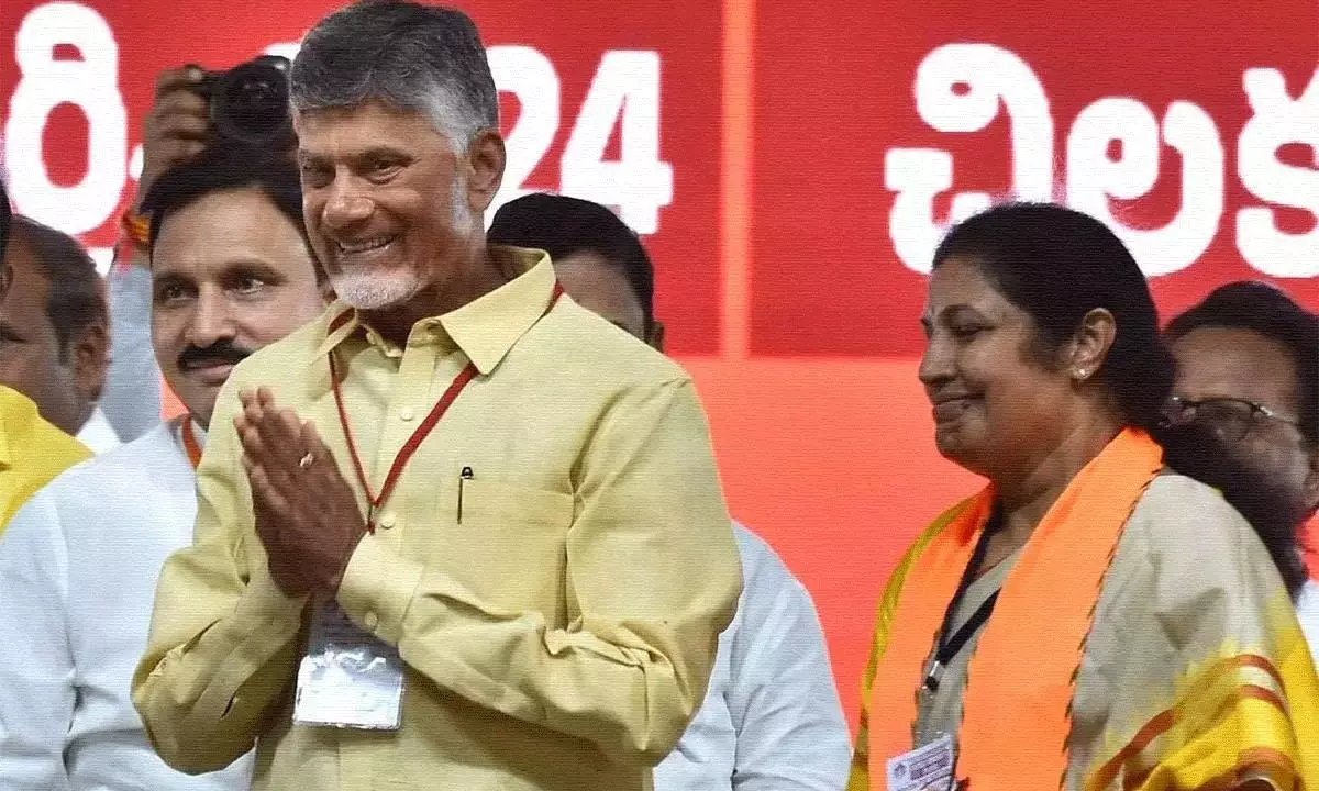 చిన్న‌మ్మ కోసం చంద్ర‌బాబు చ‌క్రం తిప్పుతారా ..!