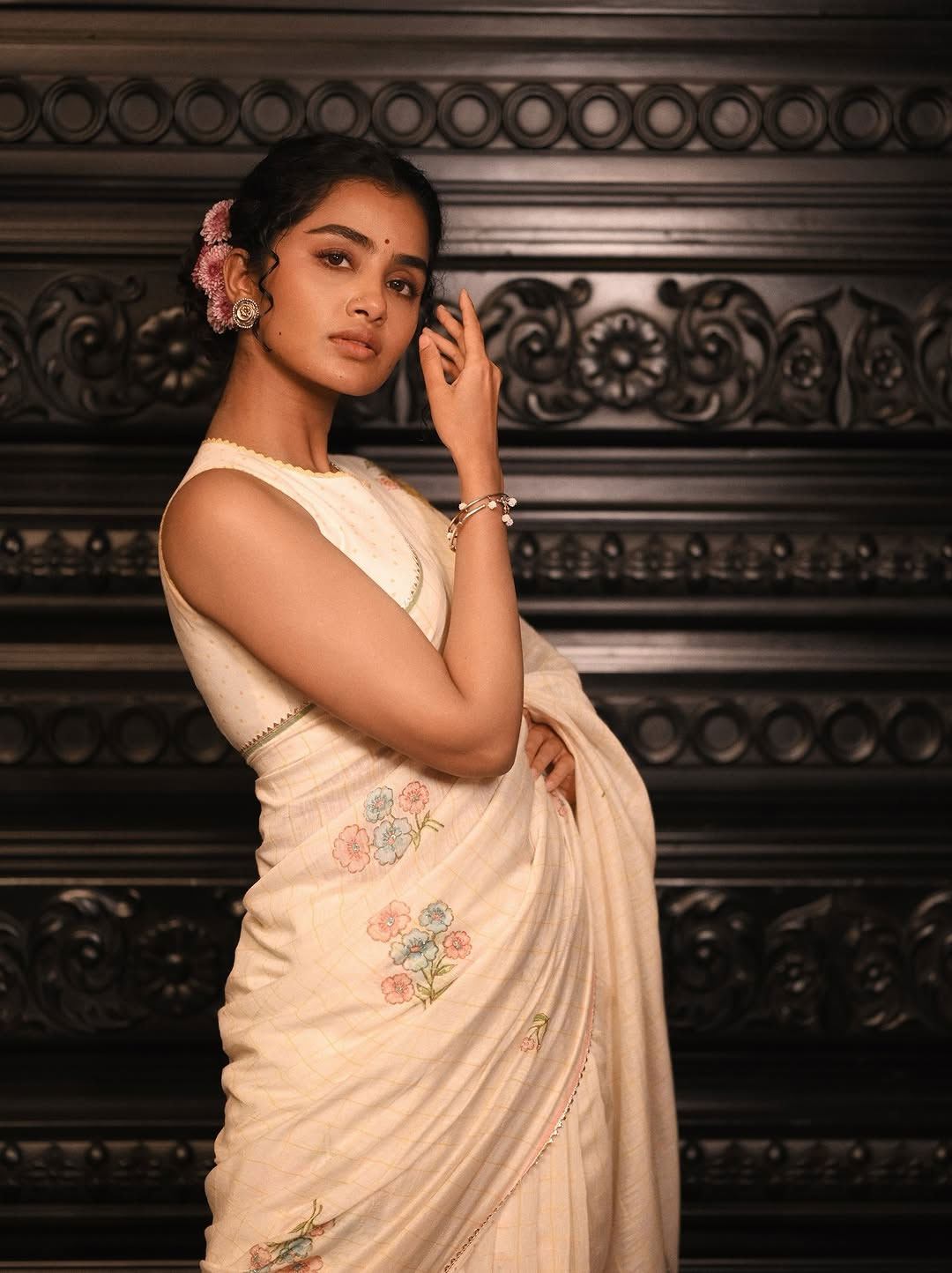 Anupama Parameswaran Turns Heads in Traditional Elegance