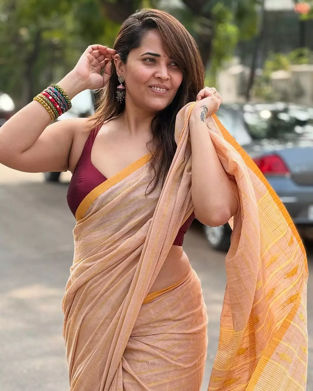 Anasuya’s Classic Look in Traditional Saree Wins Hearts Anasuya’s Classic Look in Traditional Saree Wins Hearts