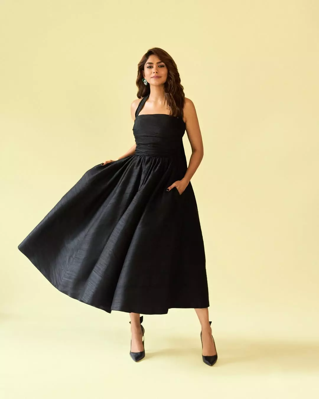 Mrunal Thakur’s Classy Black Dress Look Goes Viral