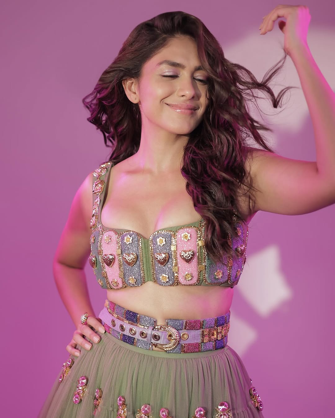 Mrunal Thakur’s Classy Black Dress Look Goes Viral