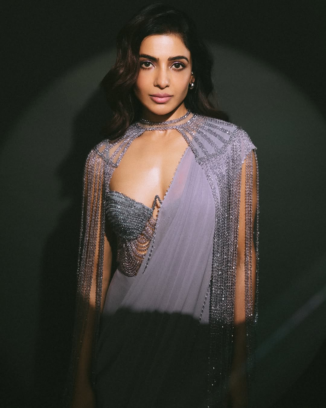 Samantha Steals The Show in Red Saree