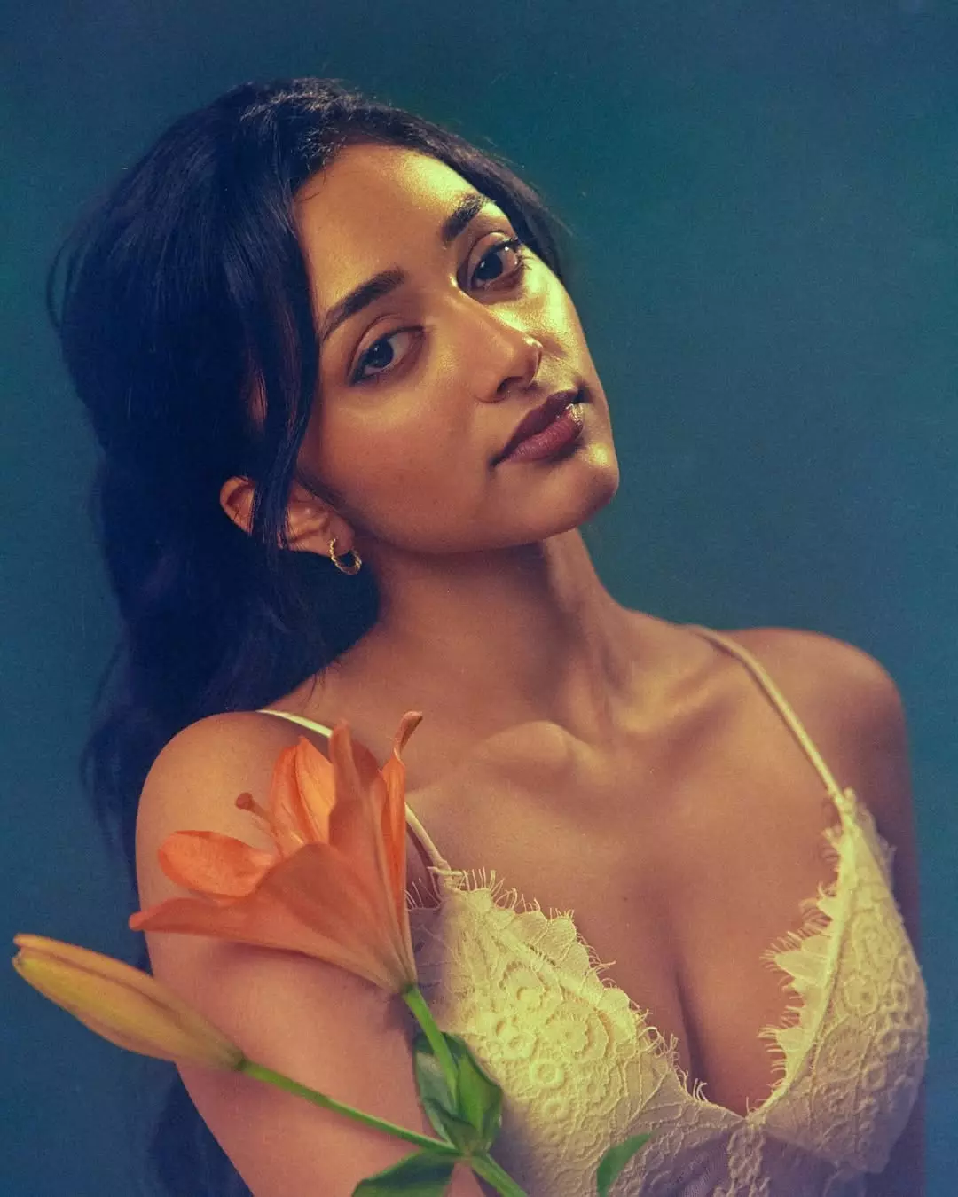 Preity Mukhundhan Shows Her Grace in Latest Instagram Photo Dump