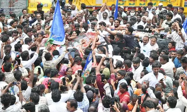 కొనసాగుతున్న రెంటపాళ్ల మంట.. మొత్తం 113 మంది వైసీపీ నేతలు, కార్యకర్తలపై కేసులు