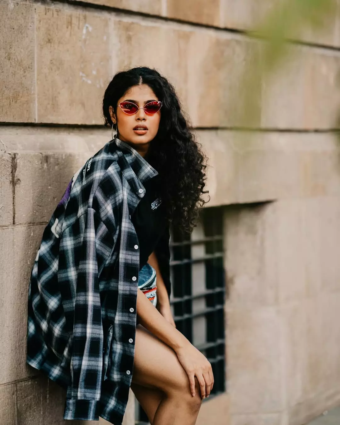 Faria Abdullah Radiates Royal Vibes in Glittering Traditional Wear