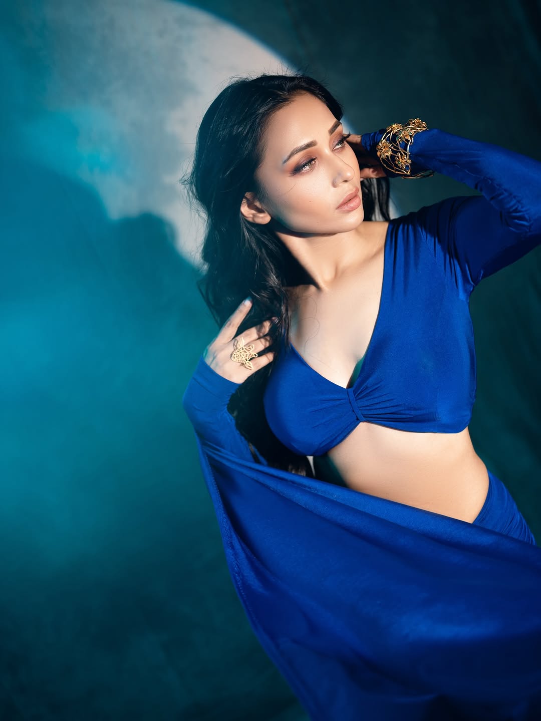 Mimi Chakraborty Slays in a Mesmerizing Blue Ensemble Mimi Chakraborty Slays in a Mesmerizing Blue Ensemble