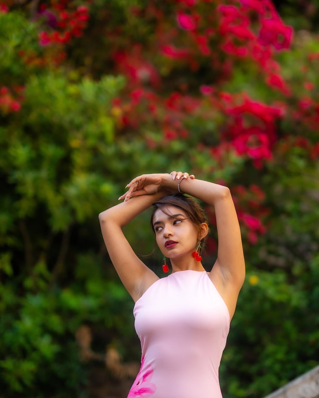 Anushka Sen Wraps Up June with Adorable View and Smile Anushka Sen Wraps Up June with Adorable View and Smile