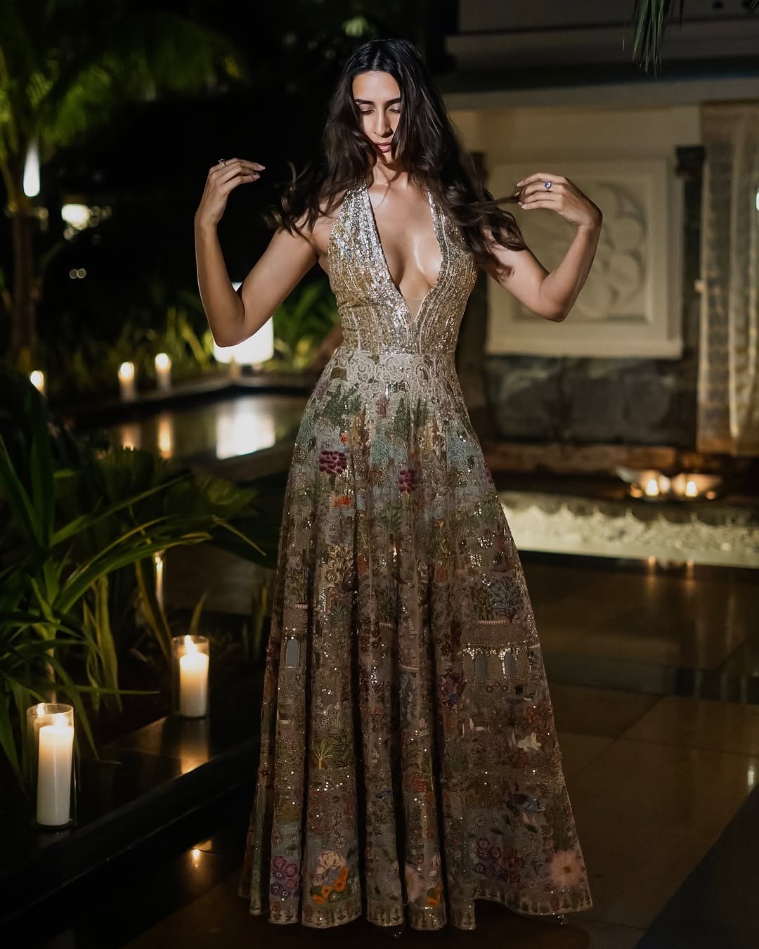 Pragya Kapoor’s Relaxed Look Sets Instagram Buzzing Pragya Kapoor’s Relaxed Look Sets Instagram Buzzing