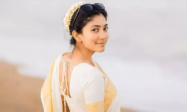 సాయి పల్లవిపై ట్రోల్స్.. ఇది చాలా తప్పు!