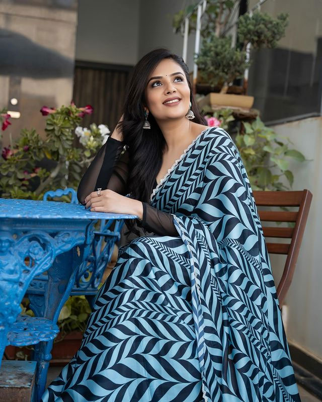 Sreemukhi’s dress ideas are pure magic