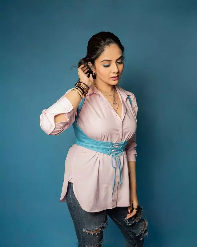 Sreemukhi’s dress ideas are pure magic