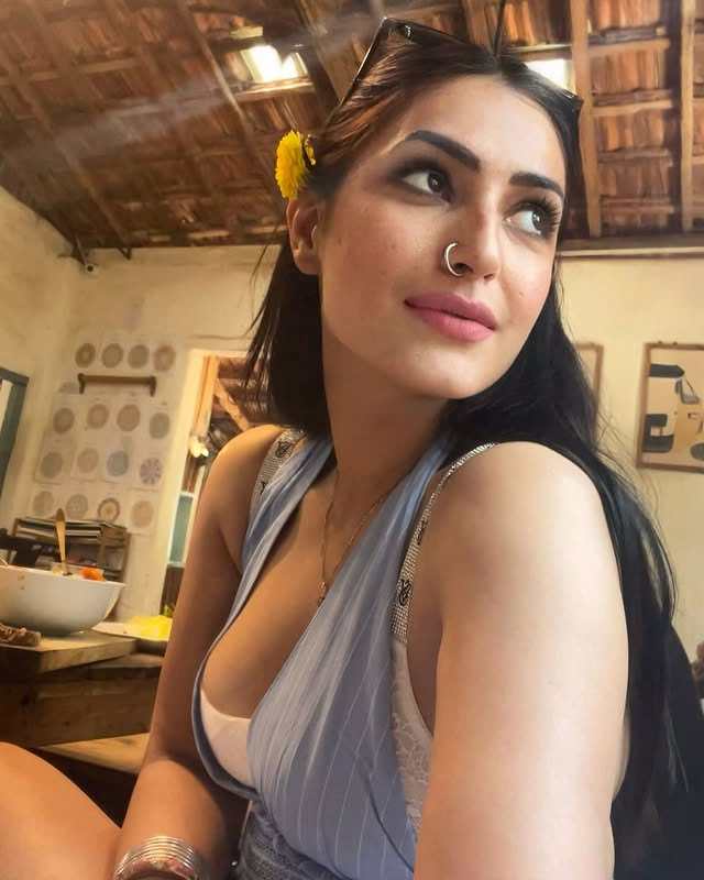 Shivangi Verma Exudes Elegance in White Saree