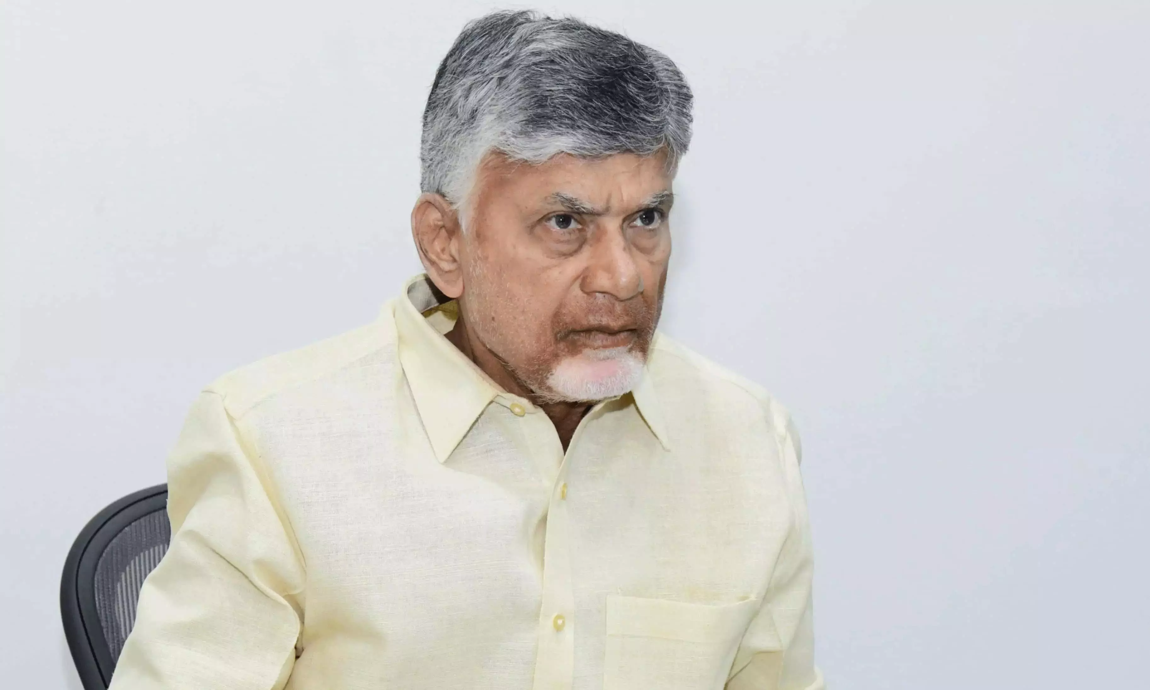 ఢిల్లీలో బాబు మూడు రోజుల  మకాం...చాలా మ్యాటరుందిట !