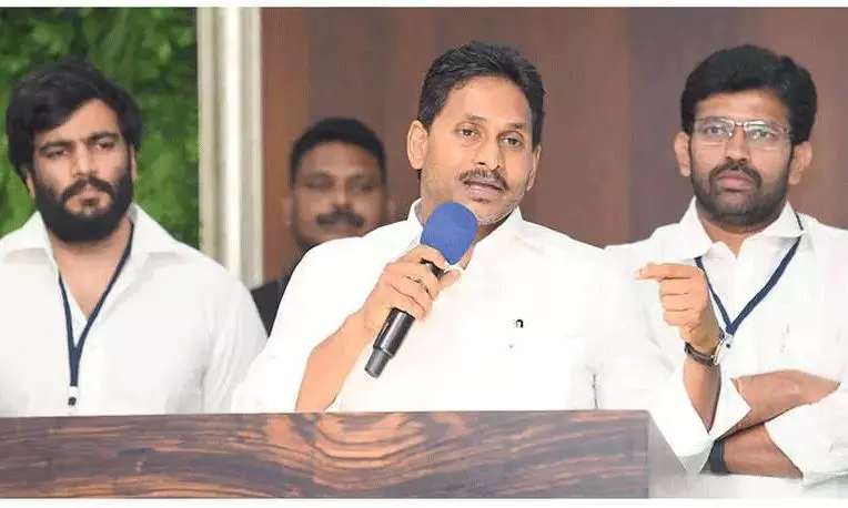 జ‌గ‌న్ దిగినా.. జ‌మానా కొన‌సాగుతోందా ..!