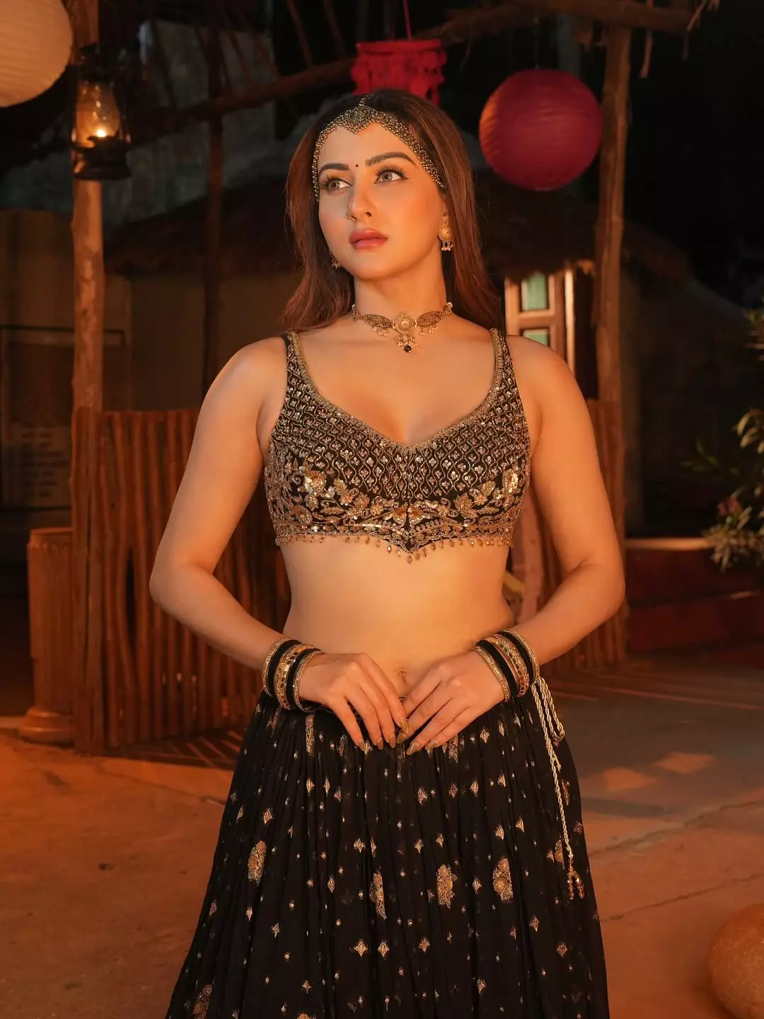 Zaara Yasmin’s Looks Always Take Center Stage Zaara Yasmin’s Looks Always Take Center Stage