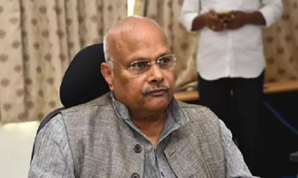రాజ్ భవన్ ఆయనకు బహు దూరమా ?