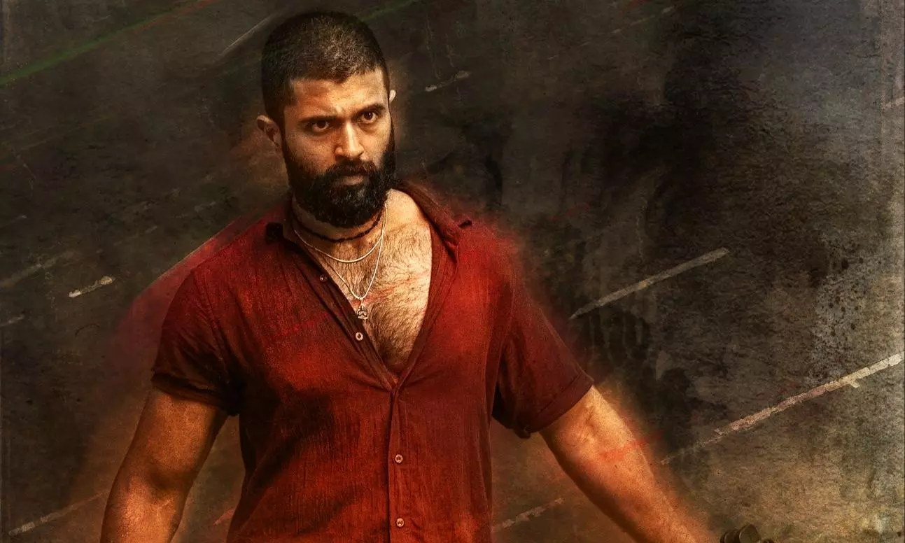 విజయ్ మాస్ కాలిబర్ పట్టేసిన గౌతమ్..!
