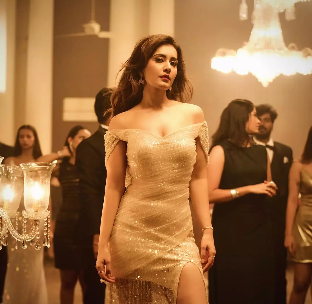 Raashi Khanna Turns Heat Up in Gold
