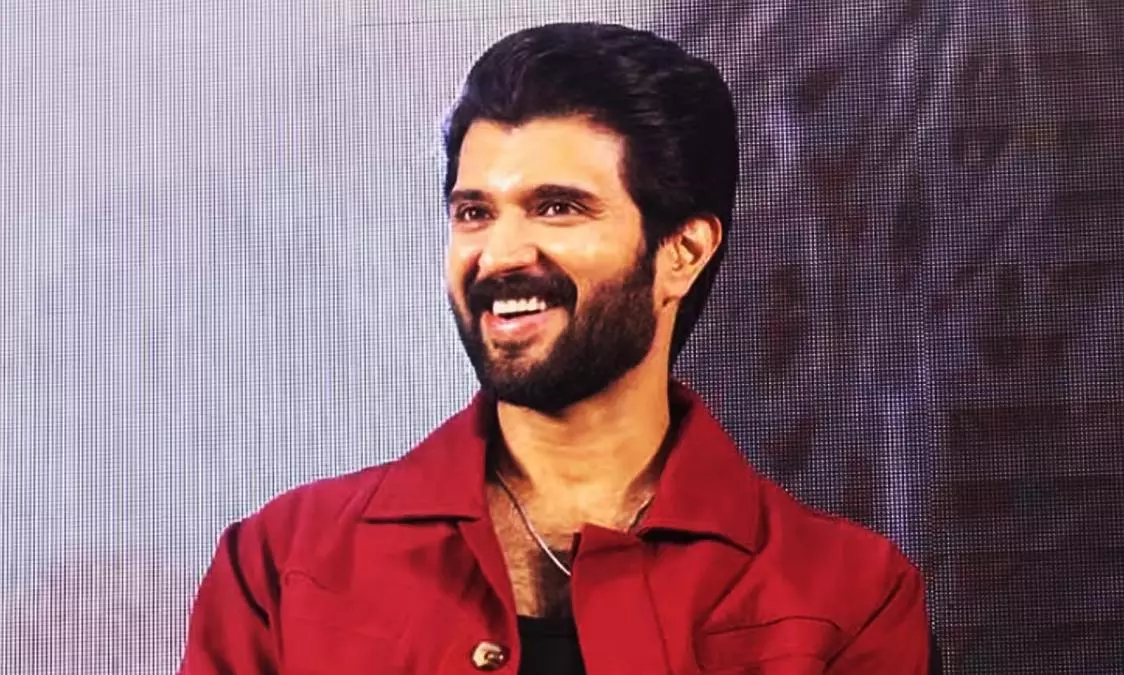 విజయ్ దేవరకొండపై కేసు.. హైకోర్టు కీలక నిర్ణయం విజయ్ దేవరకొండపై కేసు.. హైకోర్టు కీలక నిర్ణయం