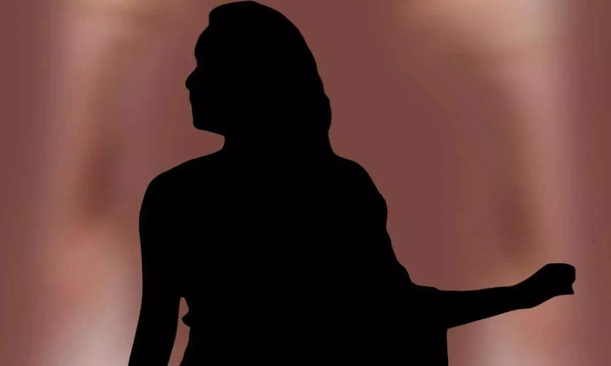 ద‌ర్శ‌క‌-నిర్మాత మ‌ధ్య హీరోయిన్ పంచాయ‌తీ!