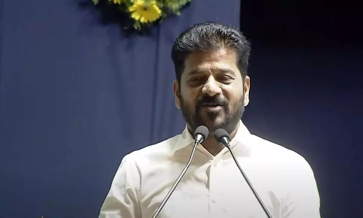 ఎవ‌డు ప‌డితే వాడు జ‌ర్న‌లిస్టు.. సీఎం రేవంత్ తీవ్ర వ్యాఖ్య‌లు