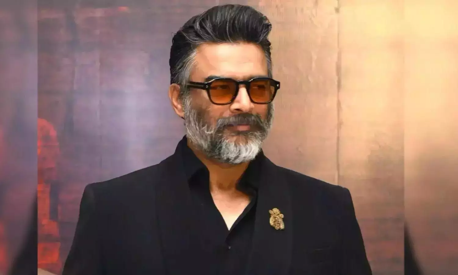 బాలీవుడ్ ప‌త‌నంపై స్టార్ హీరో సంచ‌ల‌న వ్యాఖ్య‌లు!