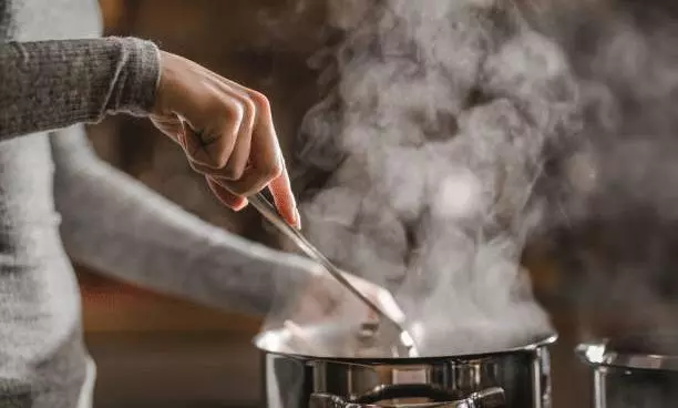 వంట చేసేటప్పుడు వచ్చే పొగతోనూ లంగ్ క్యాన్సర్