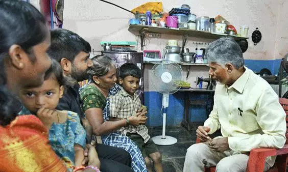 టీడీపీని నిలబెట్టేది ఆ ఒక్క పధకమేనా ?