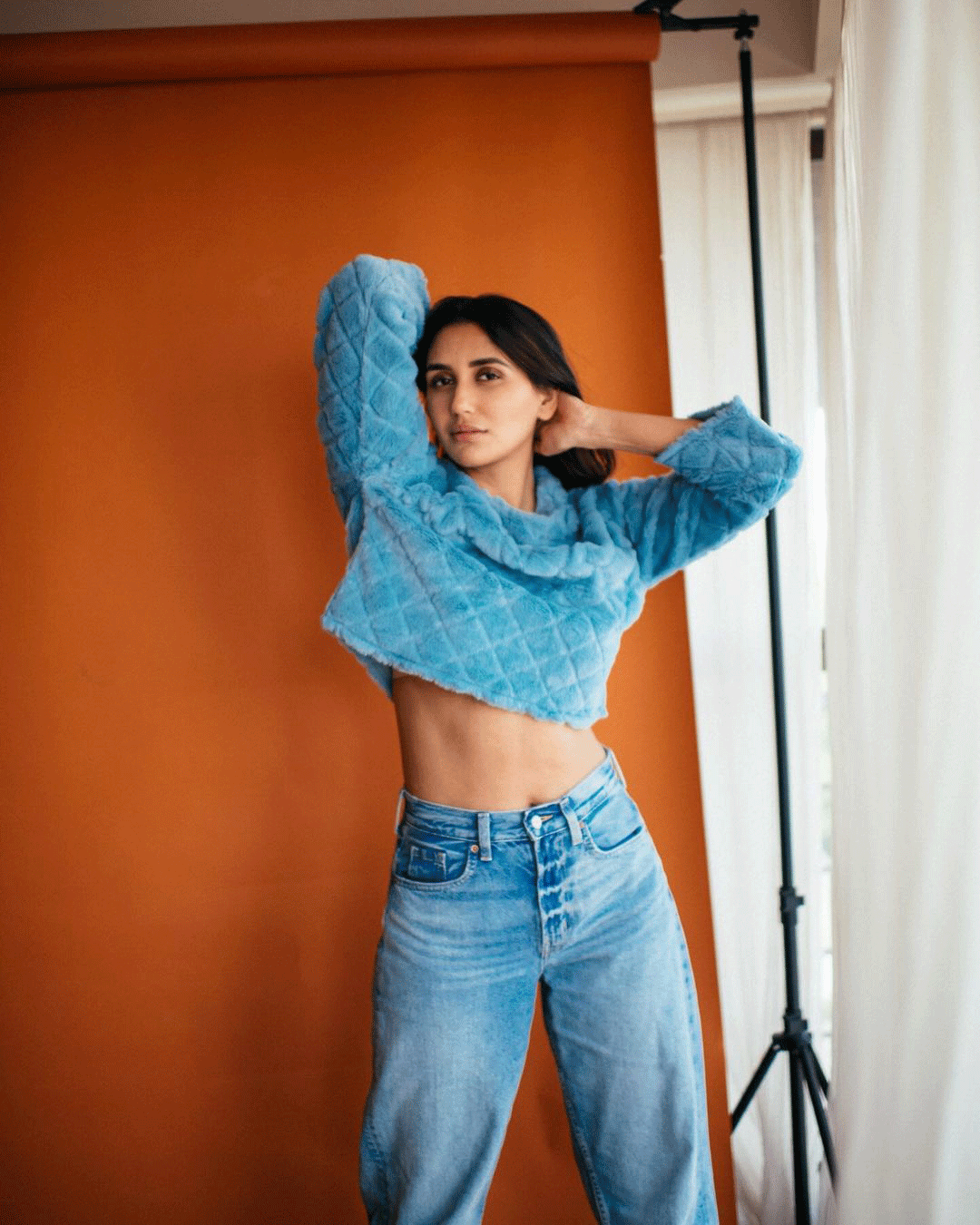 Nikita Shines In A Sleeveless Outfit Nikita Shines In A Sleeveless Outfit