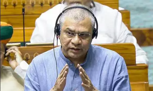 New Delhi Railway Stampede 18 Dead Due to Fallen Luggage