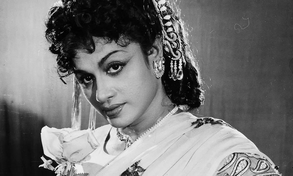 ఒకే ఫ్యామిలీ నుంచి ఇండ‌స్ట్రీలోకి అంత‌మందా..