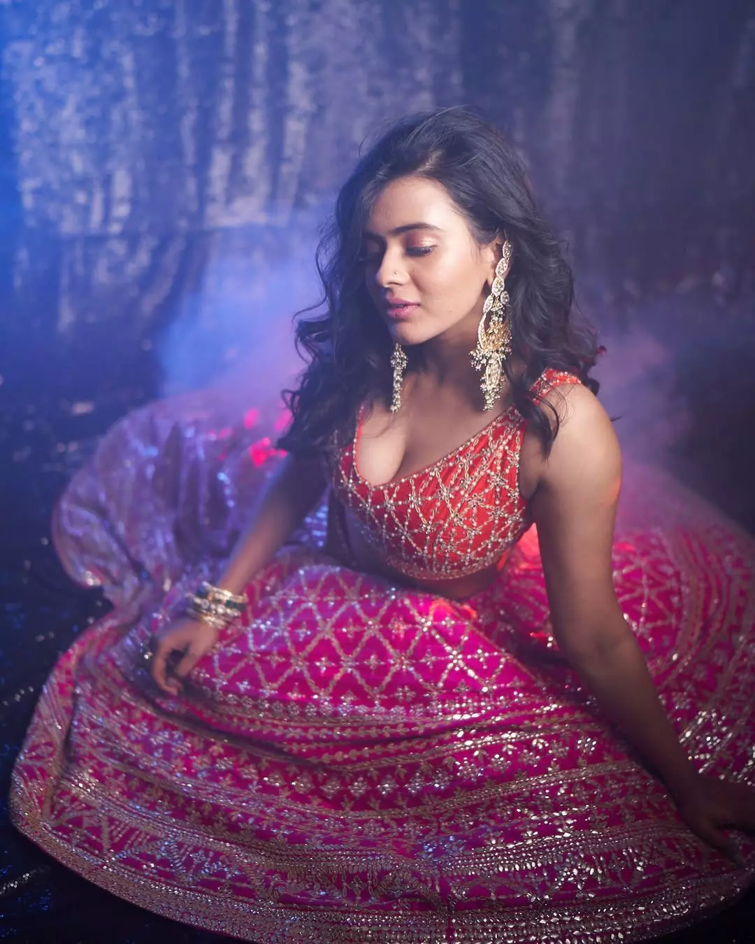 Regal Radiance: Hebah Patel Mesmerizes in a Dazzling Pink Lehenga Look