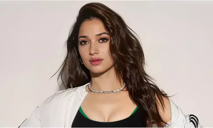 ఆ విషయంలోనూ హీరోలకు పోటీగా తమన్నా