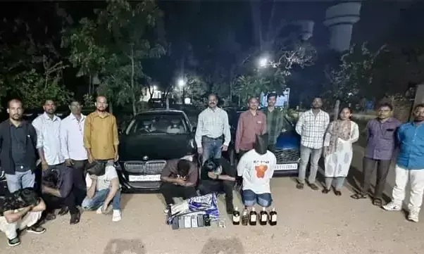 డ్రగ్స్ దందాలో పట్టుబడుతున్న టెకీలు.. కారణం ఇదేనా..?