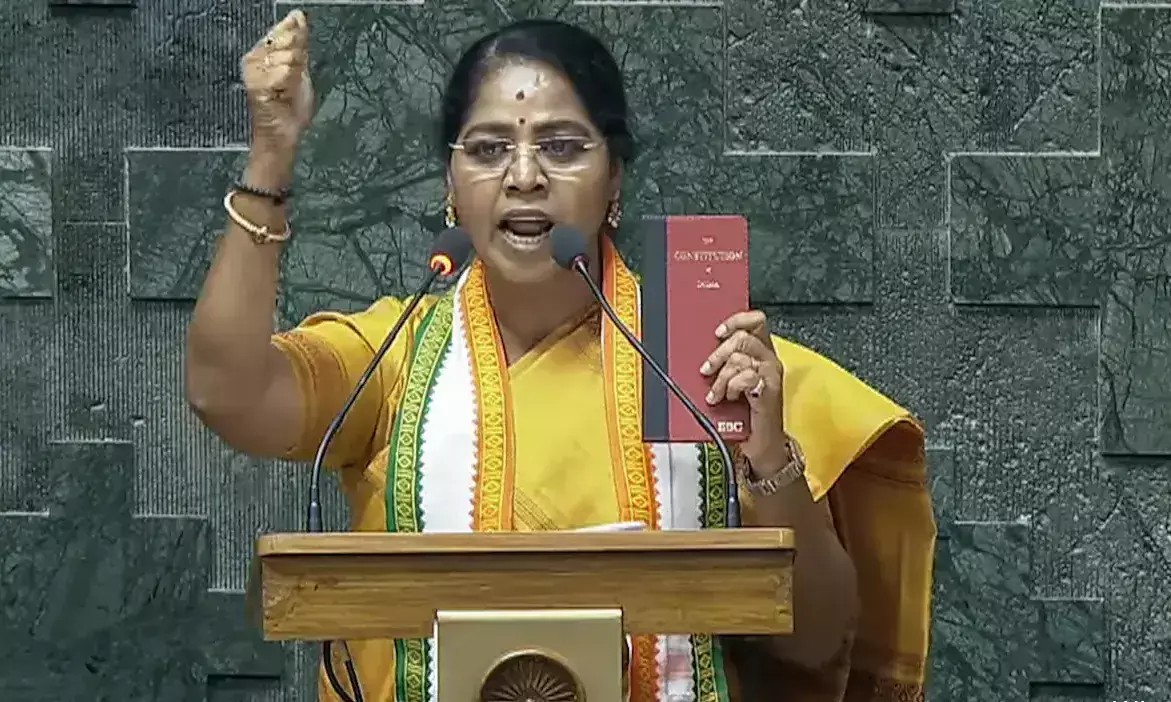 ఎంపీ మెడలో చైన్ స్నాచింగ్.. అవాక్కయిన పోలీసులు..!