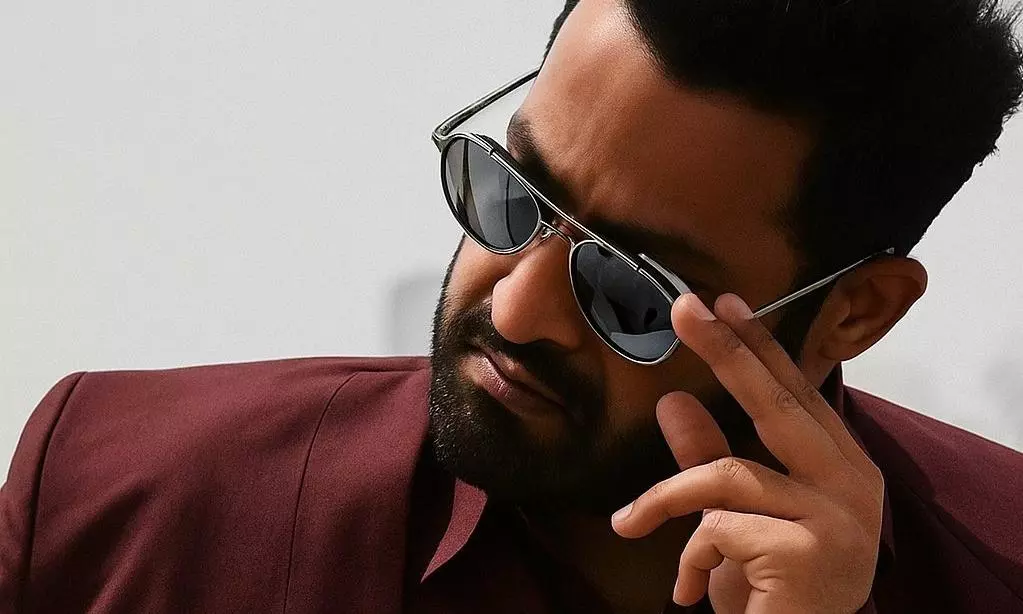 తారక్ వార్ 2 ఒప్పుకోవడం వెనుక పెద్ద కథే ఉందే..!