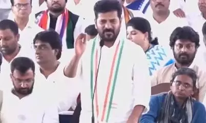 మోడీ ప్రధానిగా ఉండాల్సిందే...రేవంత్ సంచలన కామెంట్స్