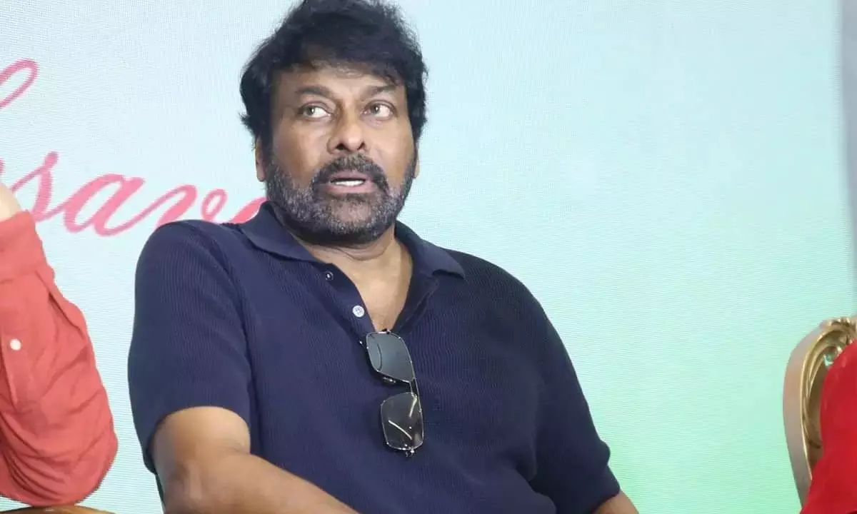 చిరంజీవికి రాజకీయం ఎంత దూరం ?