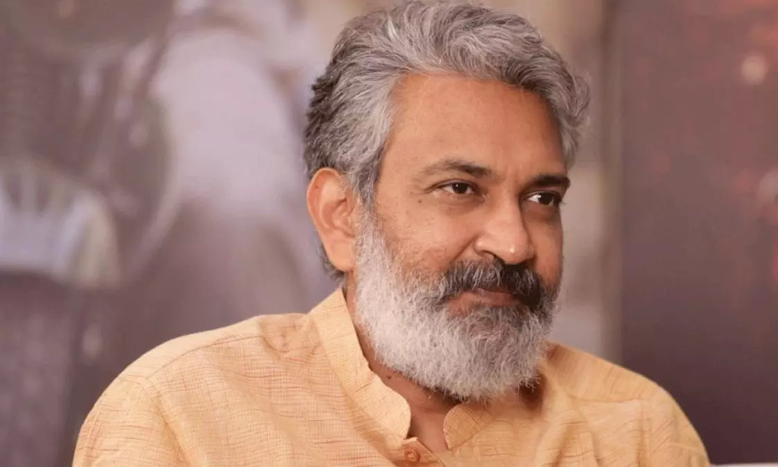 జక్కన్నపై ఇంట్రస్టింగ్ రూమర్.. మహేశ్ సినిమాకు లింక్