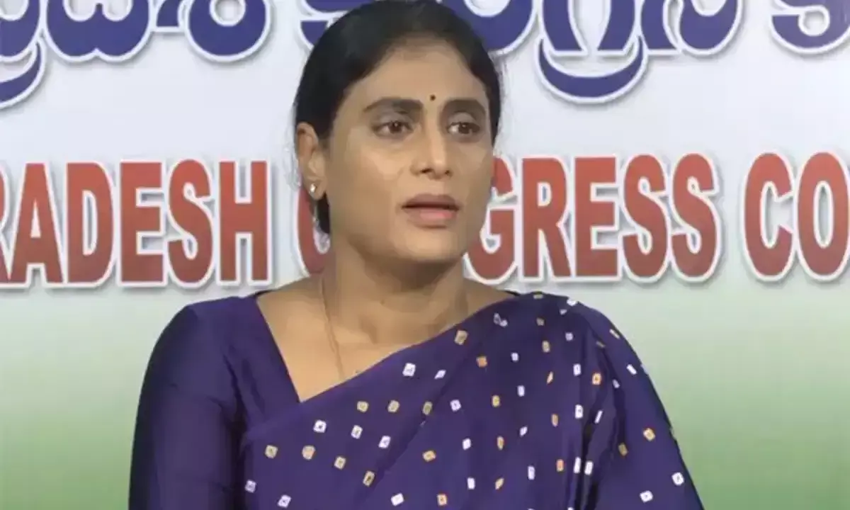 షర్మిల చుట్టూ సీనియర్లు