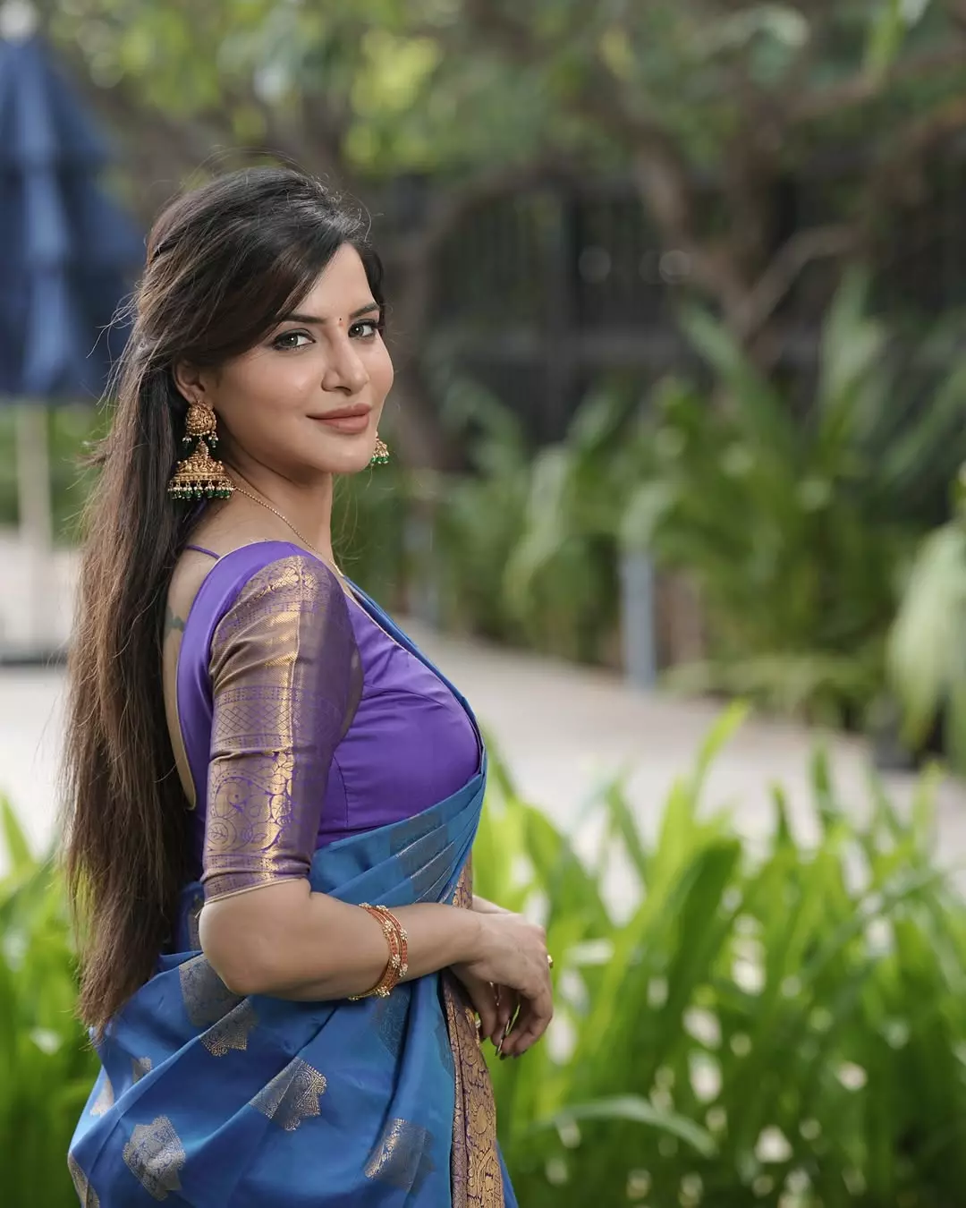 Ashu Reddy Knows How to Look Stylish Every Day Ashu Reddy Knows How to Look Stylish Every Day