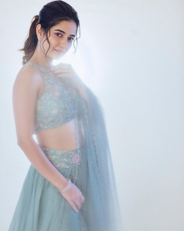 Can Ashika’s Fashion Get Any More Fabulous Than Her Bday Post? Can Ashika’s Fashion Get Any More Fabulous Than Her Bday Post?