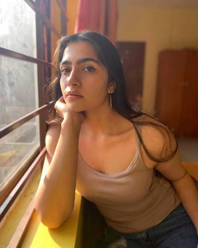 Rukmini Vasanth Shares a “Pink State of Mind” Rukmini Vasanth Shares a “Pink State of Mind”