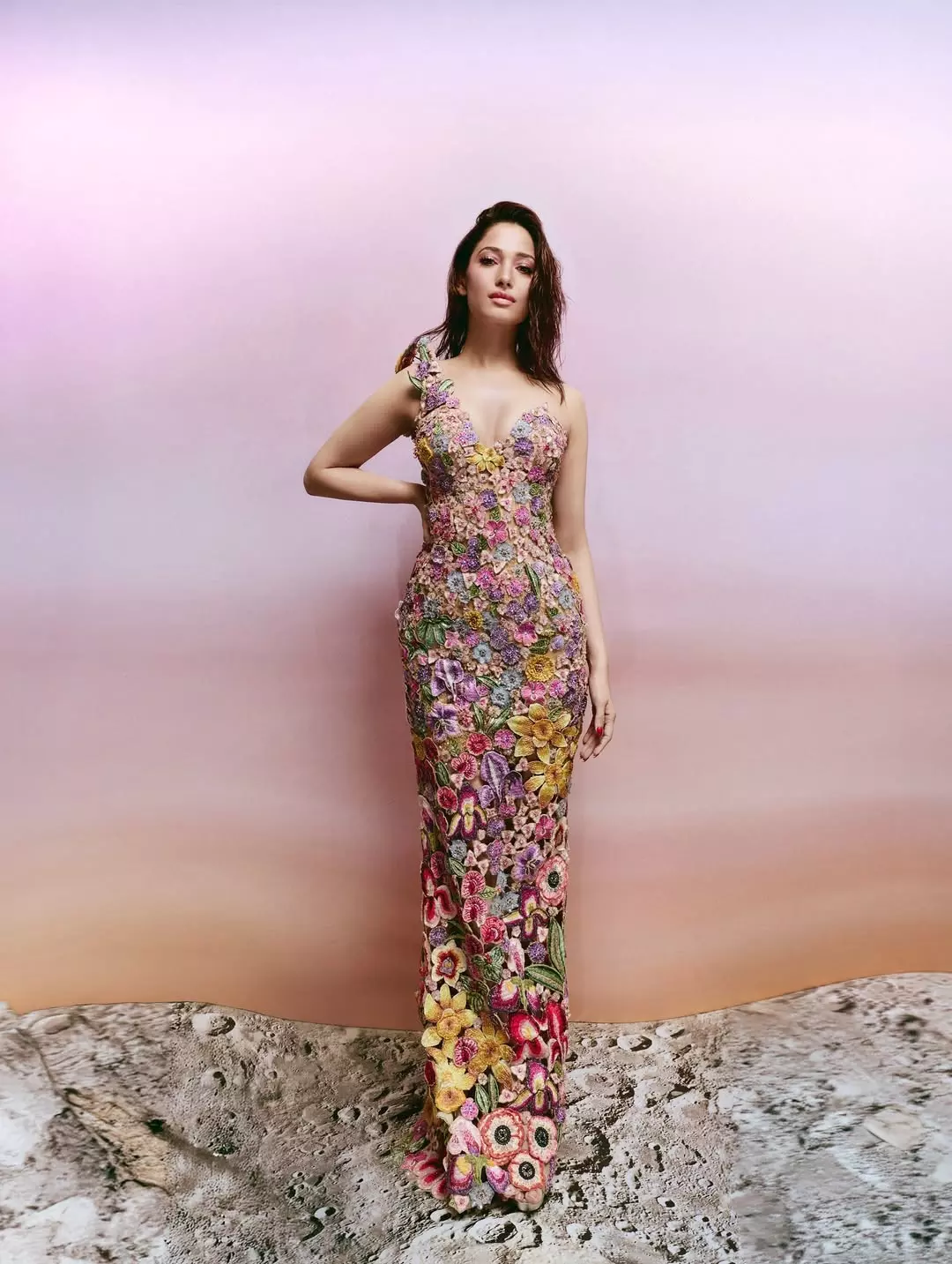 Tamannaah Bhatia’s Style Diary Inspires Fashion Enthusiasts Tamannaah Bhatia’s Style Diary Inspires Fashion Enthusiasts